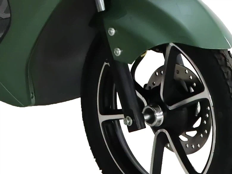2. coupled with the hydraulic and aluminum-titanium alloy rear rocker double shock absorbers, this electric scooter makes sure your road ahead is smooth. 2. coupled with the hydraulic and aluminum-titanium alloy rear rocker double shock absorbers, this electric scooter makes sure your road ahead is smooth.