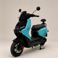 Kattalar uchun 2000 Vt elektr skuter OEM / ODM zavodi